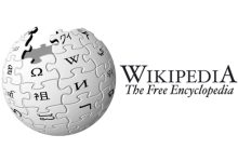 Wikipedia : 250 comptes fermés car payés pour des articles de commande.