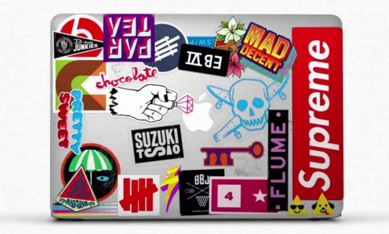 Les stickers au coeur de la nouvelle campagne de pub du Macbook