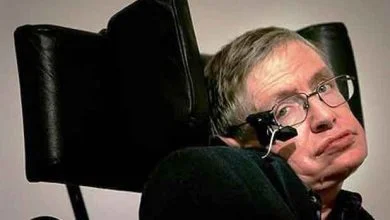 En vidéo : Stephen Hawking soutient le fauteuil connecté d'Intel