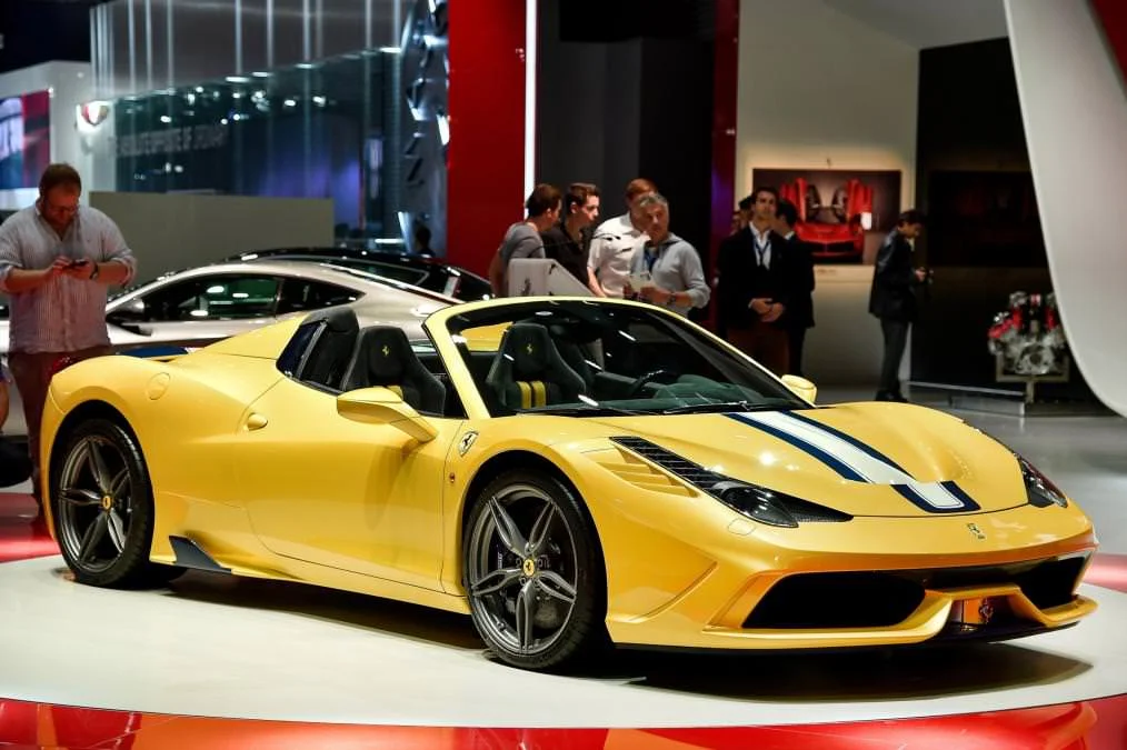 Ferrari : la 458 Speciale A se décapote !