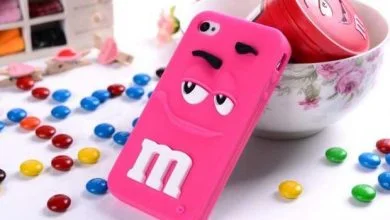 L'iPhone 5S : bien plus qu'un simple téléphone, un trieur de M&M's !