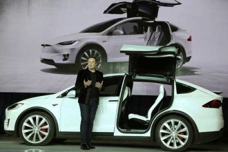 Elon Musk n'a pas mâché ses mots à l'intention de l'Apple Car