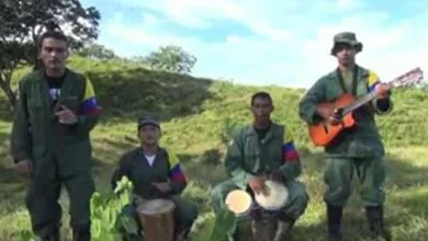 Même les Farc adoptent les nouvelles technologies, ils sont sur YouTube