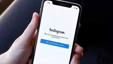 Instagram semble tester des autocollants avec des paroles de chansons