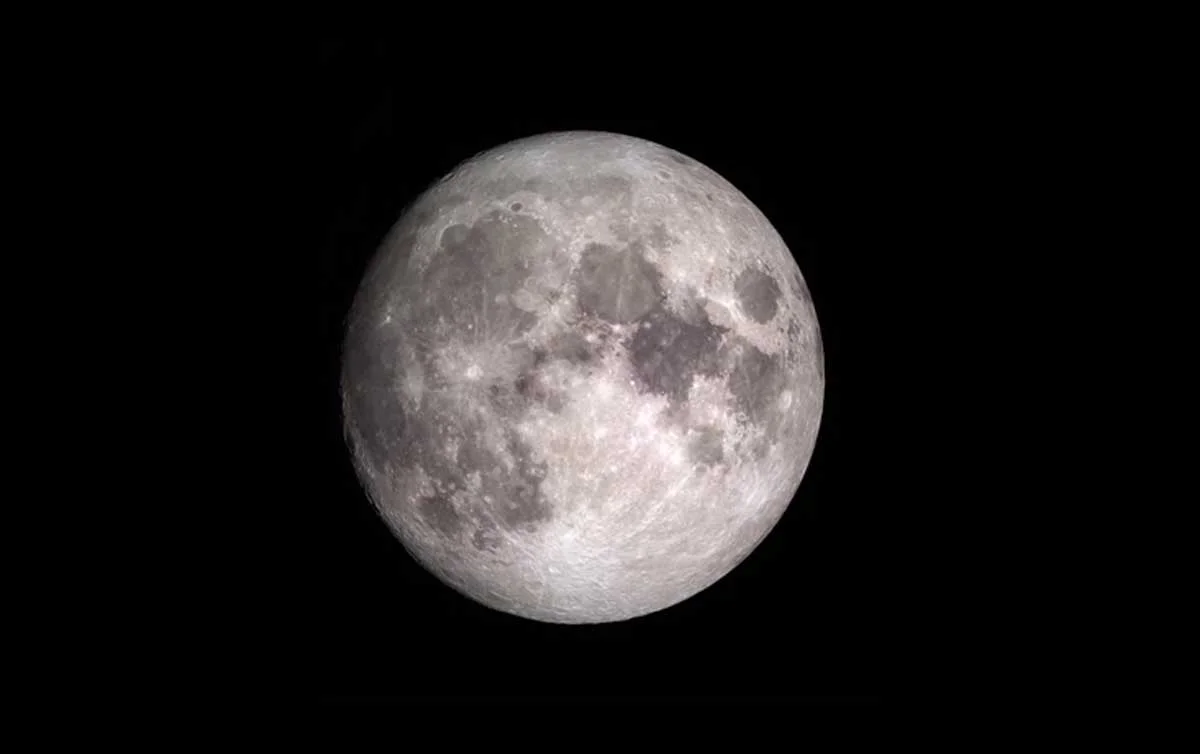 Revivez la dernière Super Lune de l'année en images