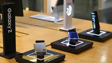 Une photo d'archive prise le 7 juillet 2020 montre les smartphones pliables de Samsung Electronics Co. dans un magasin à Séoul.