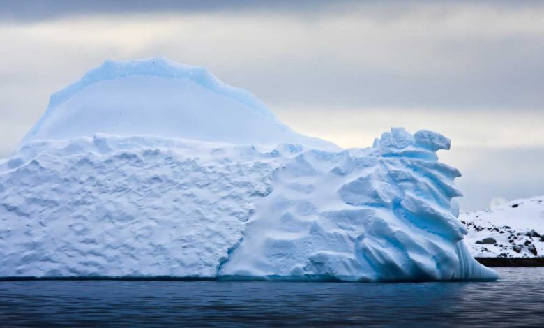 La glace de mer de l'Antarctique a atteint son point le plus bas jamais enregistré.