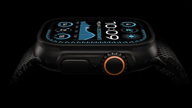 Gros plan de l'Apple Watch Ultra 2 avec écran et bouton Digital Crown